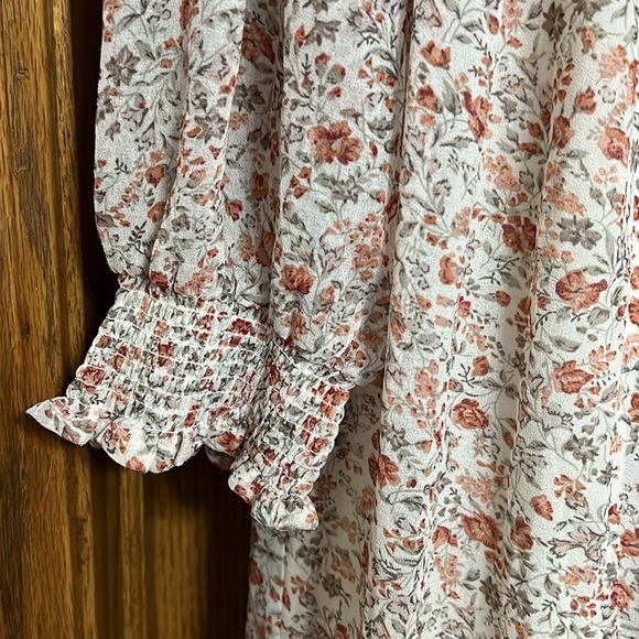 In Loom NWT cream floral midi dress.  Size L. - Picture 3 of 9
